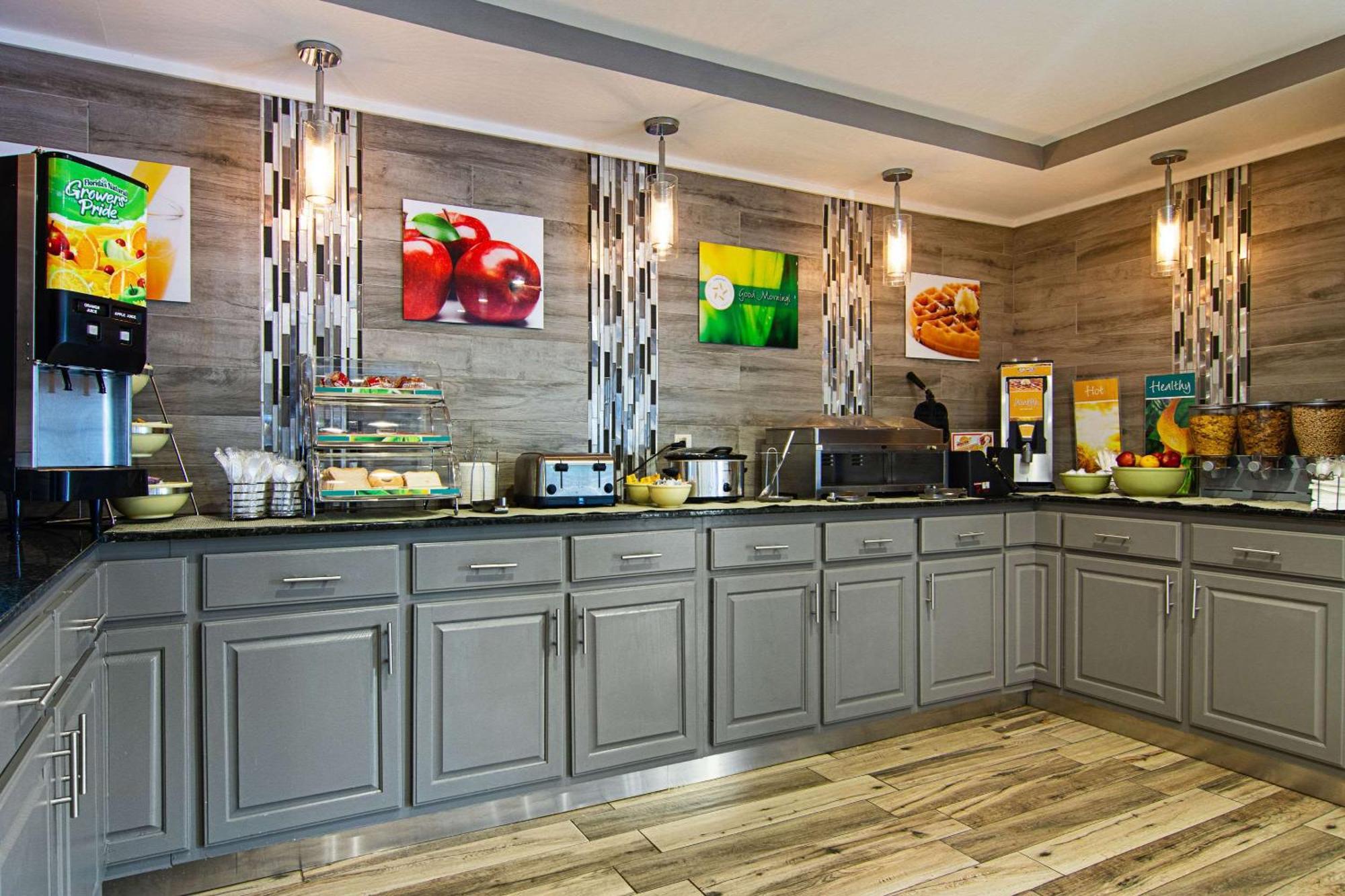Quality Inn Lagrange East I-85 Экстерьер фото