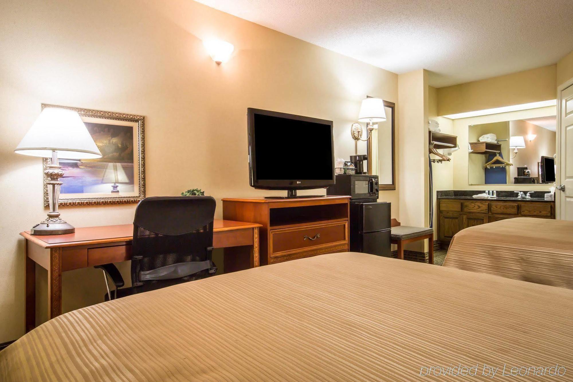 Quality Inn Lagrange East I-85 Экстерьер фото